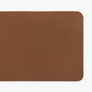 Alterzone Pad Desktop Sustainable Vegan Leather Surface, Cognac Brown - DELENordic.com Alterzone Pad desktop hållbar vegansk läderyta, konjaksbruna